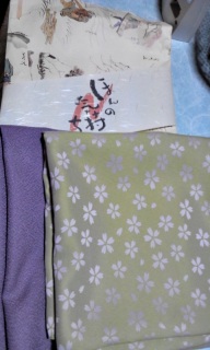 �y�j����